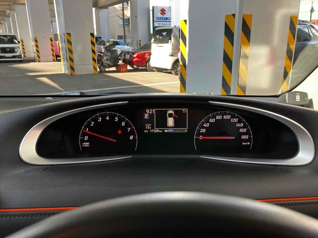 シエンタ G 6人乗り ワンオーナー 衝突被害軽減システム レーンアシスト 両側電動スライドドア ナビ バックカメラ フルセグTV Bluetooth CD DVD スマートキー コーナーセンサー 横滑り防止装置(10枚目)