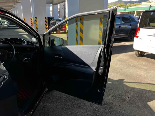 シエンタ G 6人乗り ワンオーナー 衝突被害軽減システム レーンアシスト 両側電動スライドドア ナビ バックカメラ フルセグTV Bluetooth CD DVD スマートキー コーナーセンサー 横滑り防止装置(48枚目)