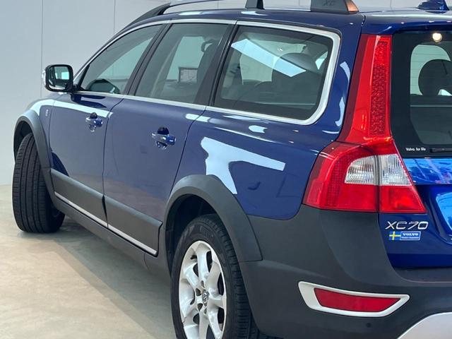 ＸＣ７０ オーシャンレースエディション　特別仕様車　ナビ　バックカメラ　ＥＴＣ　パワーバックドア（9枚目）