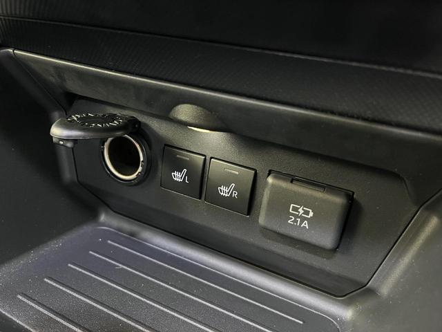 ライズ Ｚ　バックカメラ　シートヒーター　Ｂｌｕｅｔｏｏｔｈ　インテリアイルミネーション　ＣＤ　ＤＶＤ　ナビ　ワンセグ（12枚目）