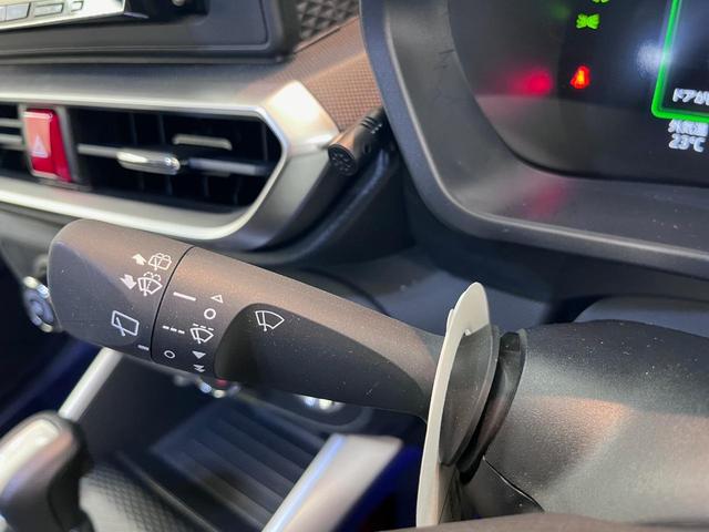 ライズ Ｚ　バックカメラ　シートヒーター　Ｂｌｕｅｔｏｏｔｈ　インテリアイルミネーション　ＣＤ　ＤＶＤ　ナビ　ワンセグ（19枚目）