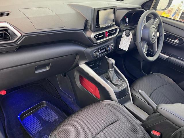 ライズ Ｚ　バックカメラ　シートヒーター　Ｂｌｕｅｔｏｏｔｈ　インテリアイルミネーション　ＣＤ　ＤＶＤ　ナビ　ワンセグ（23枚目）