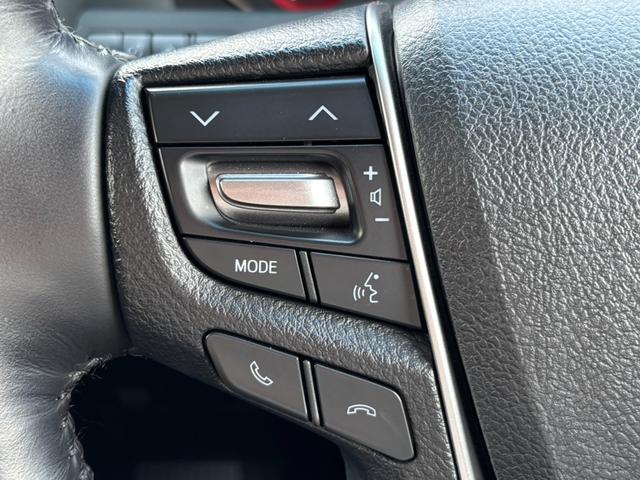アルファード ２．５Ｓ　Ｃパッケージ　禁煙車　バックカメラ　後席モニター　ドラレコ　ＥＴＣ　ナビ　ＴＶ　ステリモ　サンルーフ（11枚目）