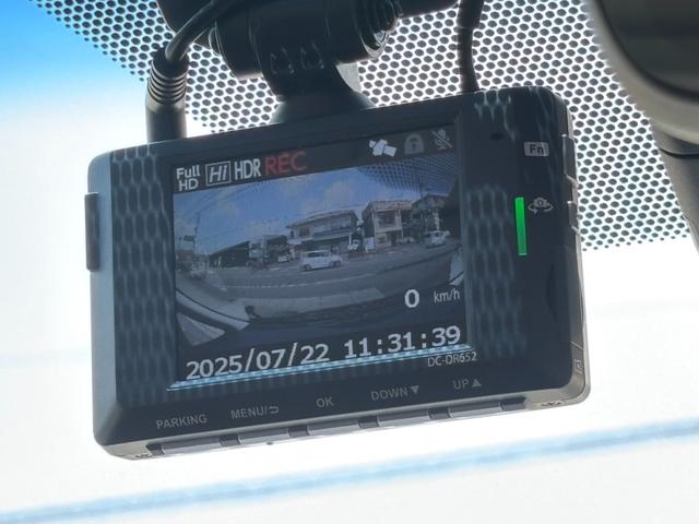 アルファード ２．５Ｓ　Ｃパッケージ　禁煙車　バックカメラ　後席モニター　ドラレコ　ＥＴＣ　ナビ　ＴＶ　ステリモ　サンルーフ（19枚目）