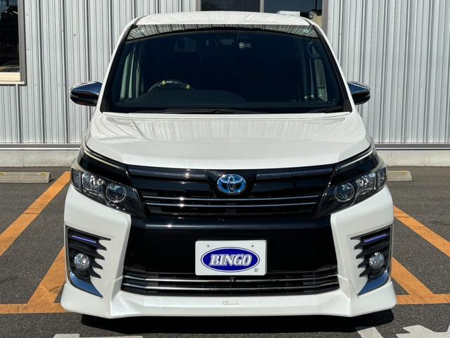 ヴォクシー ハイブリッドZS 煌II(2枚目)