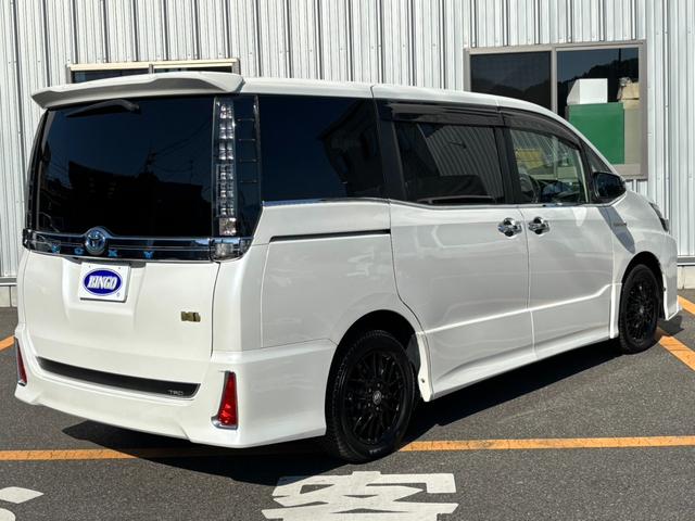 ヴォクシー ハイブリッドZS 煌II(6枚目)