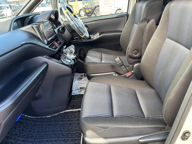 ヴォクシー ハイブリッドZS 煌II(19枚目)