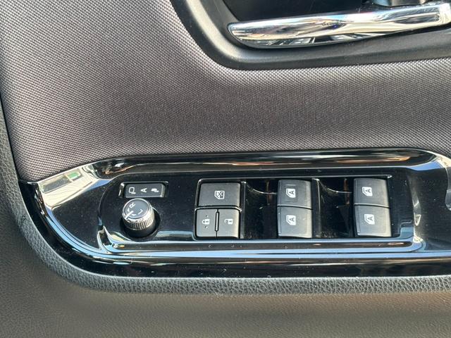 ヴォクシー ハイブリッドZS 煌II(24枚目)