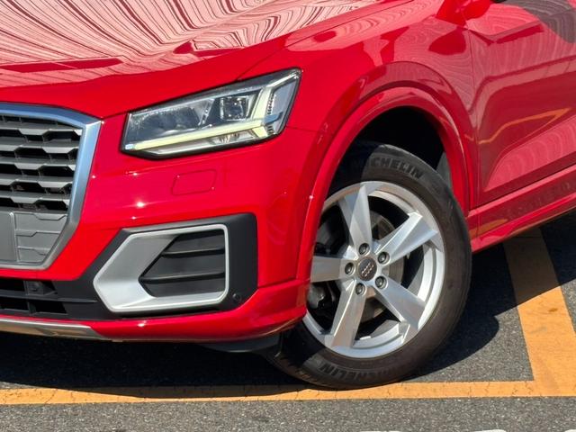 Q2 30TFSIスポーツ(4枚目)