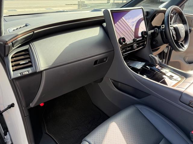 ヴェルファイアハイブリッド Z プレミア 4WD ナビTV フリップダウンモニター ETC デジタルインナーミラー サンルーフ 禁煙車(26枚目)