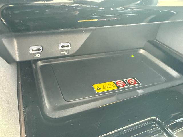 ヴェルファイアハイブリッド Z プレミア 4WD ナビTV フリップダウンモニター ETC デジタルインナーミラー サンルーフ 禁煙車(30枚目)