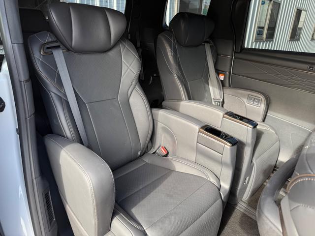 ヴェルファイアハイブリッド Z プレミア 4WD ナビTV フリップダウンモニター ETC デジタルインナーミラー サンルーフ 禁煙車(32枚目)