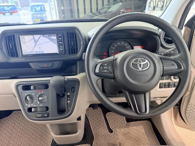 パッソ Ｘ　Ｓ　ナビ　バックカメラ　バックソナー　衝突安全　オートハイビーム　禁煙車　１オーナー（5枚目）