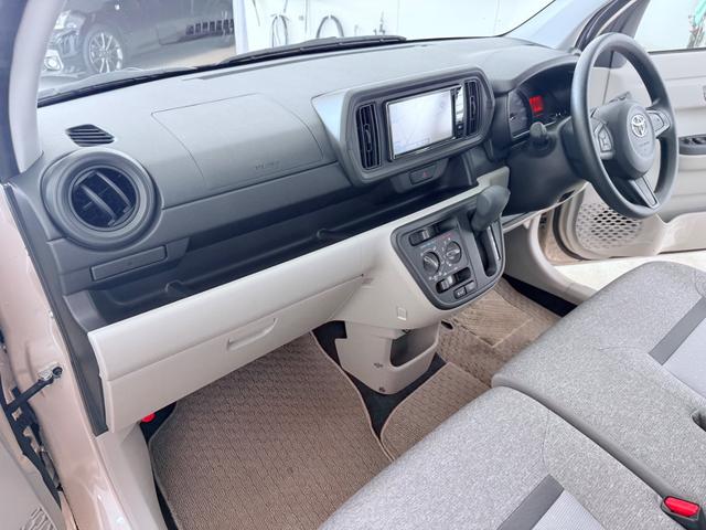 パッソ Ｘ　Ｓ　ナビ　バックカメラ　バックソナー　衝突安全　オートハイビーム　禁煙車　１オーナー（32枚目）