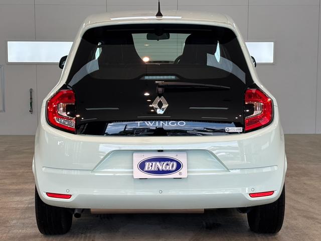 トゥインゴ ＥＤＣ　バックカメラ（5枚目）