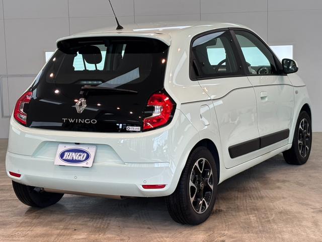 トゥインゴ ＥＤＣ　バックカメラ（6枚目）