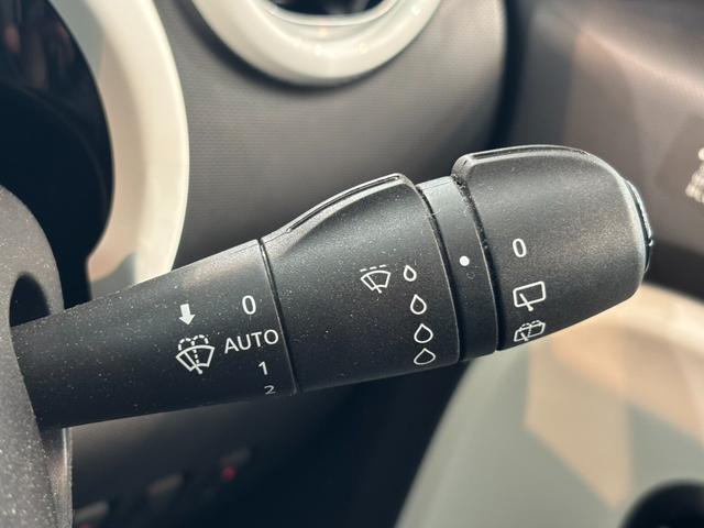 トゥインゴ ＥＤＣ　バックカメラ（9枚目）