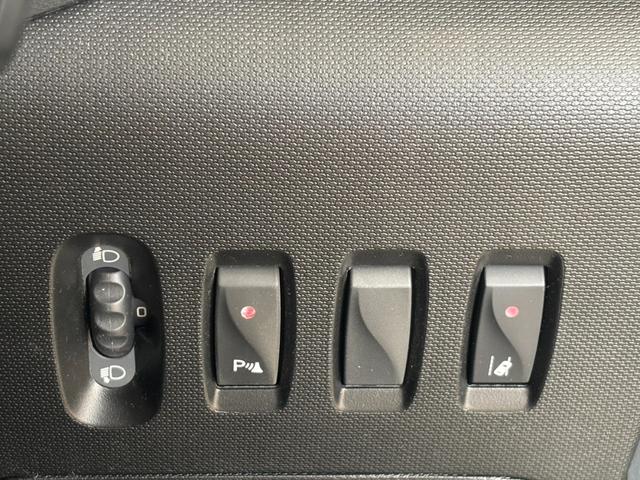 トゥインゴ ＥＤＣ　バックカメラ（28枚目）