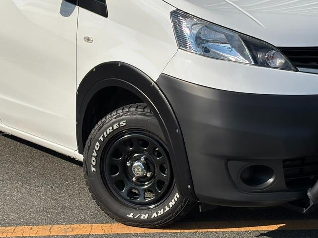 ＮＶ２００バネットバン ＤＸ　キャンピング仕様　ナビ　バックカメラ　ＴＶ（5枚目）