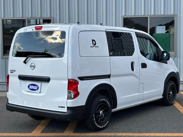 ＮＶ２００バネットバン ＤＸ　キャンピング仕様　ナビ　バックカメラ　ＴＶ（7枚目）
