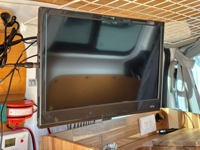 ＮＶ２００バネットバン ＤＸ　キャンピング仕様　ナビ　バックカメラ　ＴＶ（11枚目）