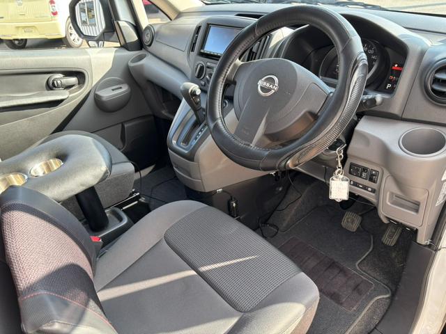 ＮＶ２００バネットバン ＤＸ　キャンピング仕様　ナビ　バックカメラ　ＴＶ（14枚目）