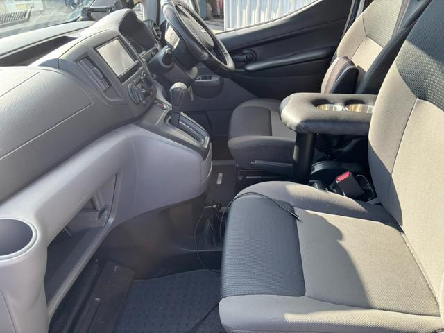 ＮＶ２００バネットバン ＤＸ　キャンピング仕様　ナビ　バックカメラ　ＴＶ（16枚目）