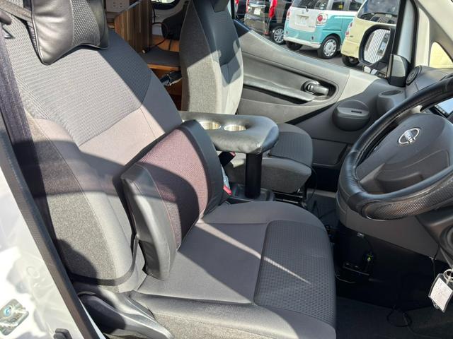 ＮＶ２００バネットバン ＤＸ　キャンピング仕様　ナビ　バックカメラ　ＴＶ（23枚目）