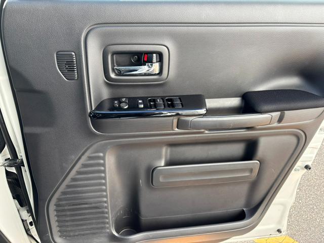 スペーシアカスタム ハイブリッドＸＳ　ナビ　フルセグＴＶ　全方位カメラ　Ｂｌｕｅｔｏｏｔｈ（38枚目）