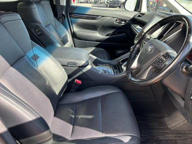 ヴェルファイア ２．５Ｚ　Ｇエディション　ナビ　ＴＶ　Ｂｌｕｅｔｏｏｔｈ　サンルーフ　フリップダウンモニター（11枚目）