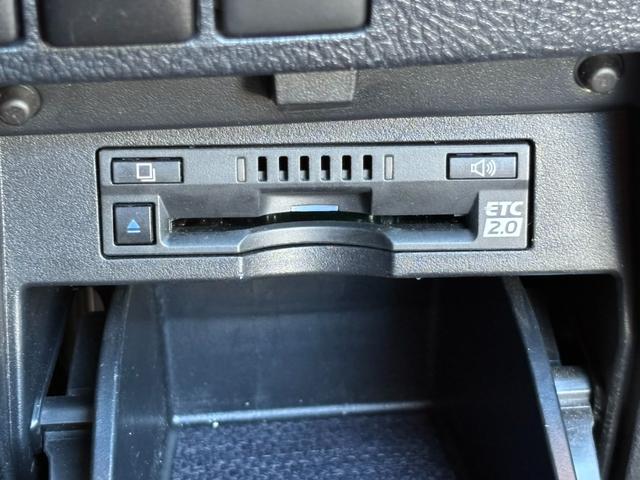 ヴェルファイア ２．５Ｚ　Ｇエディション　ナビ　ＴＶ　Ｂｌｕｅｔｏｏｔｈ　サンルーフ　フリップダウンモニター（17枚目）