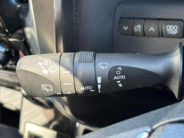 ヴェルファイア ２．５Ｚ　Ｇエディション　ナビ　ＴＶ　Ｂｌｕｅｔｏｏｔｈ　サンルーフ　フリップダウンモニター（22枚目）