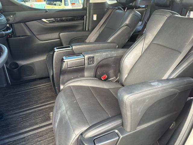 ヴェルファイア ２．５Ｚ　Ｇエディション　ナビ　ＴＶ　Ｂｌｕｅｔｏｏｔｈ　サンルーフ　フリップダウンモニター（23枚目）