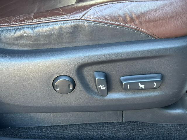 ランドクルーザープラド ＴＸ　Ｌパッケージ・Ｇ－フロンティア（4枚目）