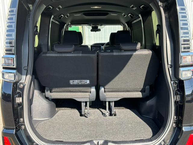 ヴォクシー ZS 煌(16枚目)