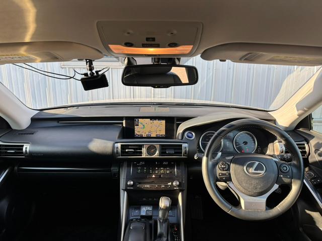 ＩＳ ＩＳ３００ｈ（10枚目）