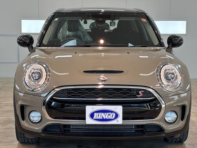 MINI クーパーSD クラブマン スマートキー/電動リアゲート/バックカメラ/ドライブレコーダー/クルーズコントロール/ステアリングスイッチ/blutooth/(2枚目)