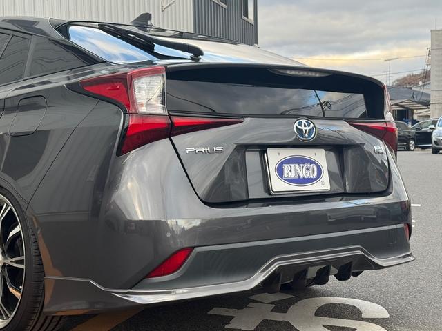 プリウス Aプレミアム サンルーフ/TRDエアロ/車高調/ナビ/バックカメラ/ETC/シートヒーター/シートクーラー/TV/CD/DVD/電動パワーシート/(6枚目)