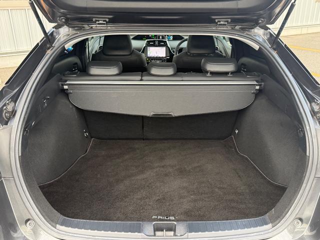 プリウス Aプレミアム サンルーフ/TRDエアロ/車高調/ナビ/バックカメラ/ETC/シートヒーター/シートクーラー/TV/CD/DVD/電動パワーシート/(37枚目)