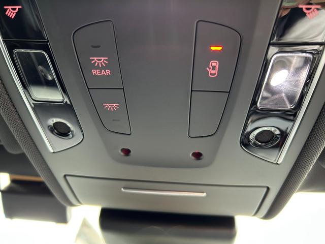 A7スポーツバック 3.0TFSIクワトロ 3.0 TFSIクワトロ 車高調(26枚目)