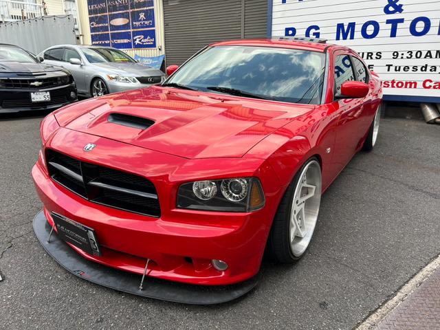 ダッジ・チャージャー ＳＲＴ８　・ＨＥＭＩ　６．１　エアサス（5枚目）
