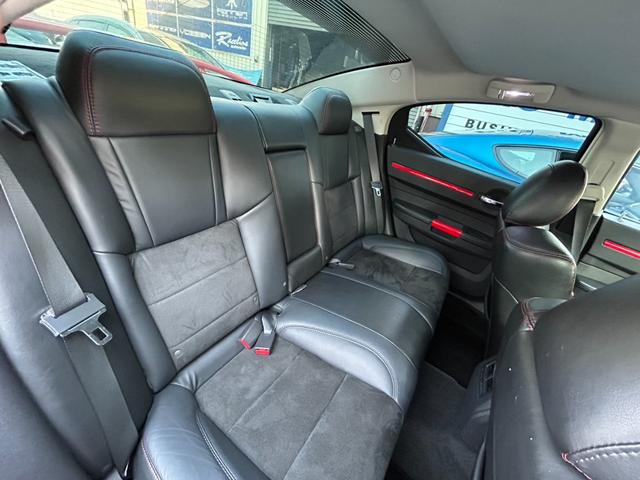 ダッジ・チャージャー ＳＲＴ８　・ＨＥＭＩ　６．１　エアサス（32枚目）