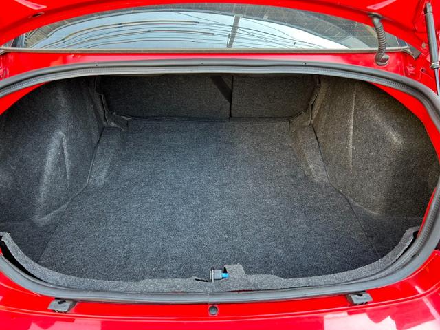 ダッジ・チャージャー ＳＲＴ８　・ＨＥＭＩ　６．１　エアサス（33枚目）