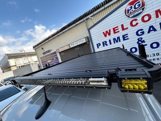 ＮＶ２００バネットバン ルートバンＤＸ　ＵＳＣＶカスタム・リフトアップ・ＦＲＯＮＴ　ＲＵＮＮＥＲルーフラック・１７ｉｎスチ－ルホイ－ル・オ－バ－フェンダ－・ＡＶＵＳバケット×２・Ａｐｐｌｅ　Ｃａｒｐｌａｙ（21枚目）