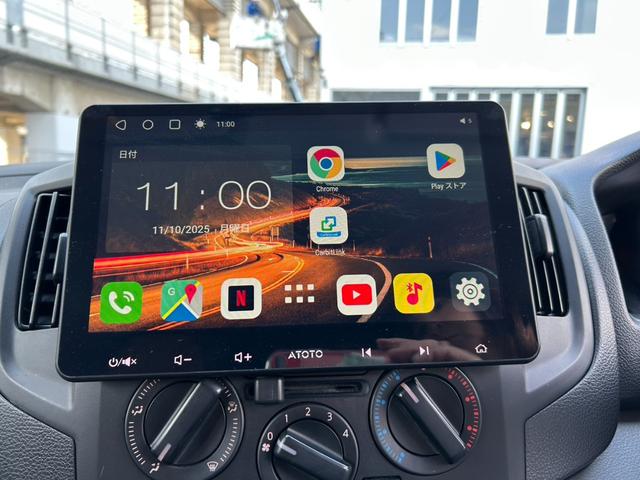 ＮＶ２００バネットバン ルートバンＤＸ　ＵＳＣＶカスタム・リフトアップ・ＦＲＯＮＴ　ＲＵＮＮＥＲルーフラック・１７ｉｎスチ－ルホイ－ル・オ－バ－フェンダ－・ＡＶＵＳバケット×２・Ａｐｐｌｅ　Ｃａｒｐｌａｙ（35枚目）