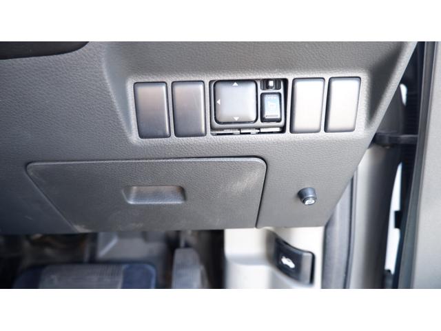 エクストレイル Ｘ　日産ＵＳスチール艶消しブラック１６Ｒホイール　ナビ／ＴＶ　ＤＶＤ　ＣＤ　カプロンレザーシート　禁煙車　車庫保管車両　キーレスエントリー　電動格納ミラー　ＡＴ　衝突安全ボディ　ＡＢＳ　ＥＳＣ　エアコン（48枚目）