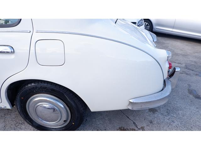 ビュート デラックス 女性オーナー 車庫保管車両 専用革シート 専用革内装 禁煙車 エアバック ABS 専用メッキバンパー エアコン ETC CDデッキ フォグランプ パワーウィンドウ タイヤ4本新品 認定中古車車両(17枚目)