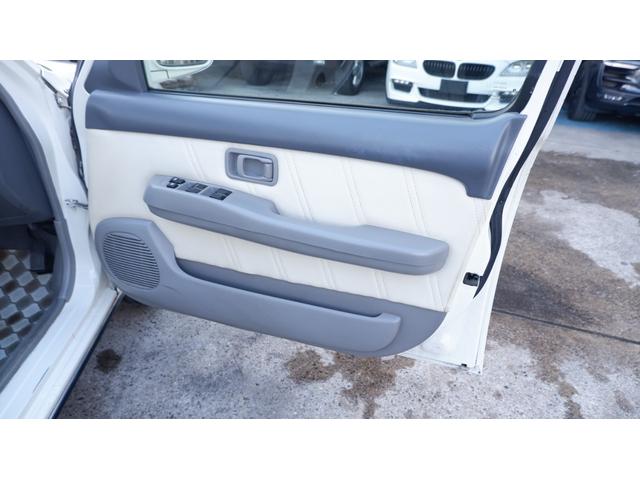 ビュート デラックス 女性オーナー 車庫保管車両 専用革シート 専用革内装 禁煙車 エアバック ABS 専用メッキバンパー エアコン ETC CDデッキ フォグランプ パワーウィンドウ タイヤ4本新品 認定中古車車両(53枚目)