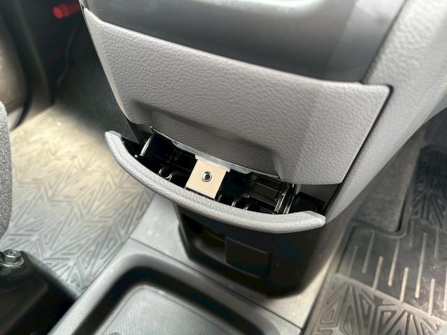 ＮＶ２００バネットバン ルートバンＤＸ　ＥＴＣ　両側スライドドア　キーレスエントリー　ＡＴ　ミュージックプレイヤー接続可　エアコン　パワーウィンドウ（22枚目）