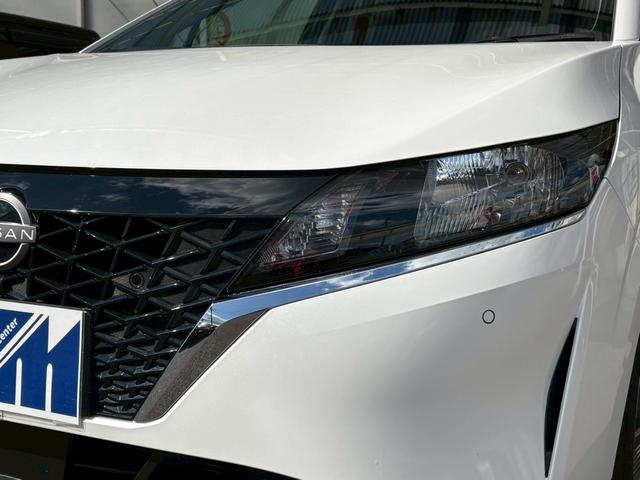 ノート Ｘ　ＥＴＣ　ナビ　ＴＶ　クリアランスソナー　衝突被害軽減システム　オートマチックハイビーム　オートライト　スマートキー　電動格納ミラー　ＣＶＴ　盗難防止システム　衝突安全ボディ　ＡＢＳ　ＥＳＣ　ＣＤ（14枚目）